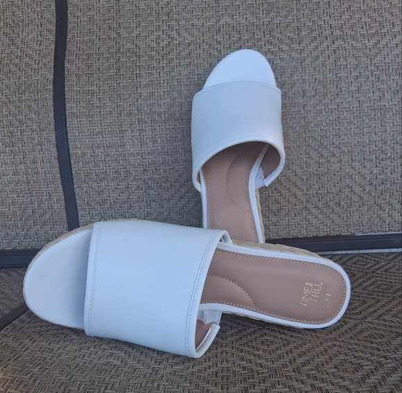 White and Tan Wedge Espadrilles with Open Back - Picture 4 of 6